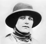 Лариса Рейснер (1895-1926) - русская поэтесса. Художественный портрет.